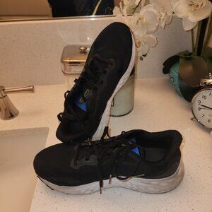 New Balance Men's Fresh Foam Arishi V4 Running Shoe Mens 8/Women 9.5